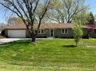 3106 SE Downing Dr, Topeka, KS 66605
