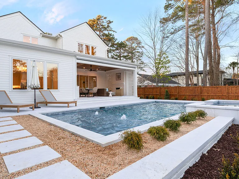 2108 Ridge Rd — Photo 43