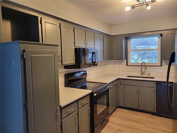 4th image of 126 SW 26th Street Ct