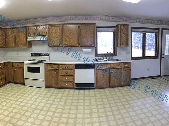 4th image of 891 160th St NW