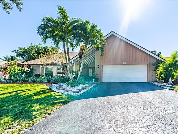 2nd image of 9500 NW 10th St