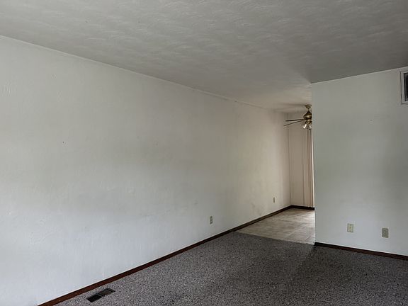 2nd image of 2829-2839 Lake Shore Pl #11379048