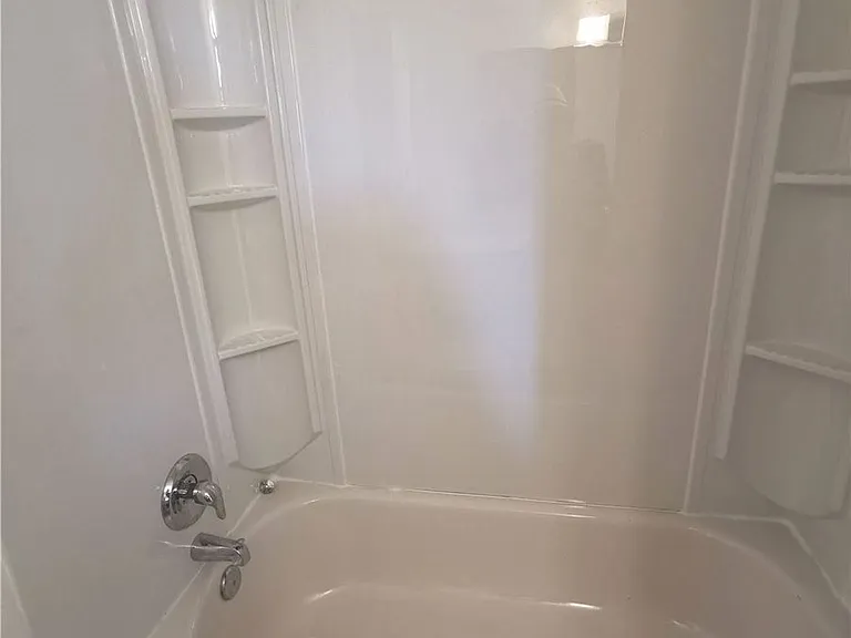 720 Spadina Ave #1606 — Photo 13