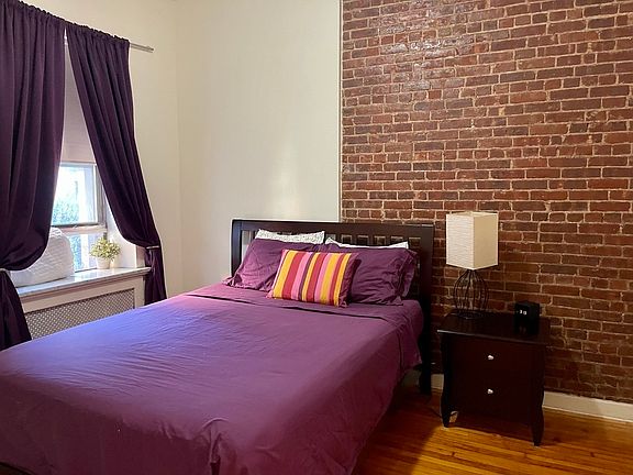 5th image of 318 W 75th St APT 3A