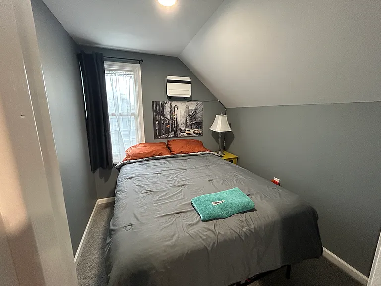 1632 Holmden Ave — Photo 8