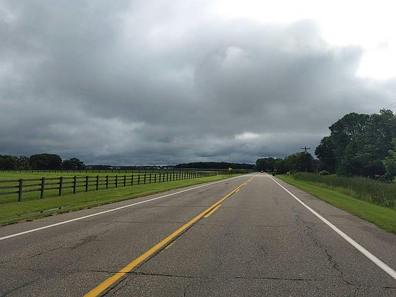 4th image of 20155 Country Rd