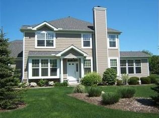 587 Vintage Point, Avon Lake, OH 44012