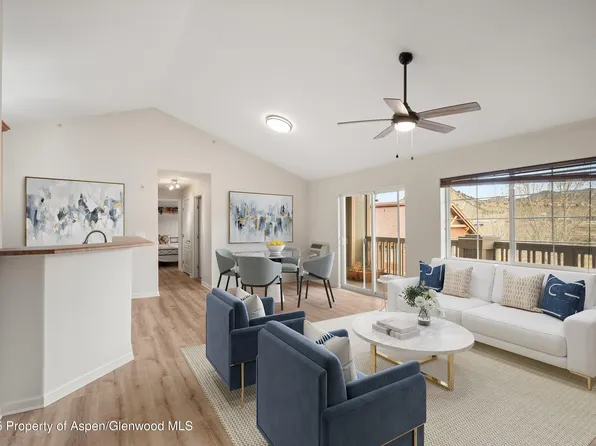 488 River View Dr Unit 409, New Castle, CO 81647