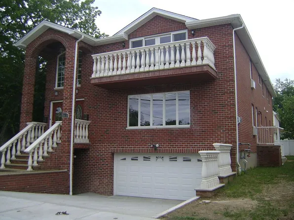 150-38 28th Ave, Flushing, NY 11354