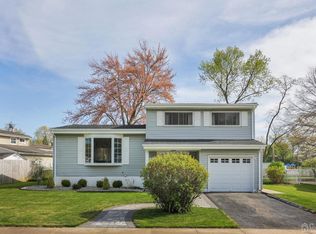 23 Stevens Ave, Old Bridge, NJ 08857