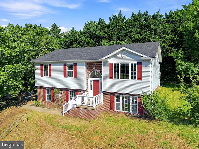 1183 River Bend Ct — Photo 45