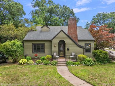 36 Devonshire Rd, Pleasant Ridge, MI, 48069
