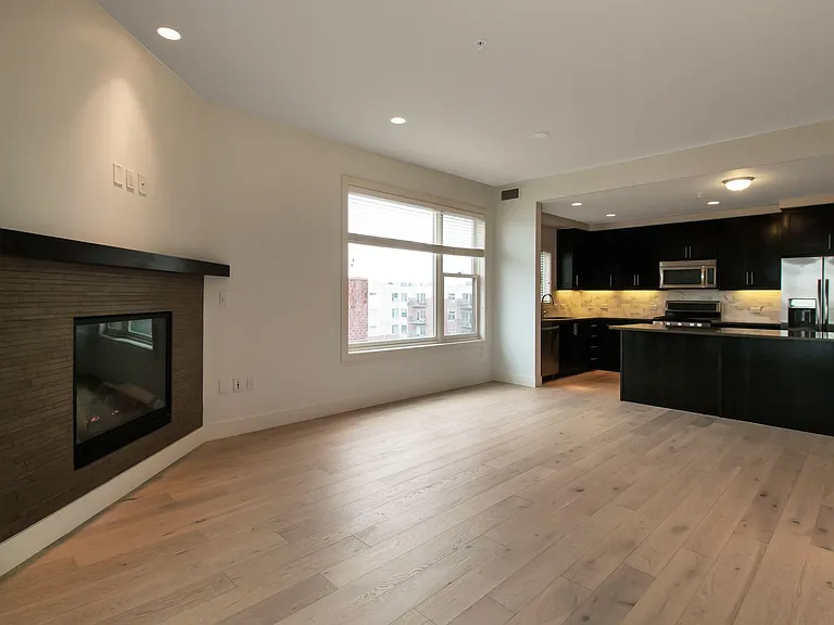 3401 Arapahoe Ave #410 — Photo 3