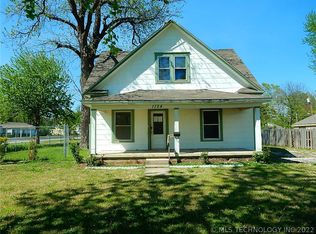 1124 W Oak St, Collinsville, OK 74021