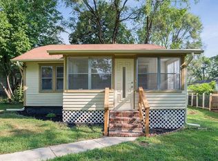 6627 Marty St, Overland Park, KS 66202