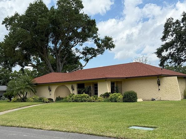 1108 Lake Point Ter