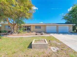 1521 Banyan Dr, Venice, FL 34293