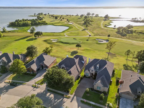 1530 Coastal Dr, Rockwall, TX 75087