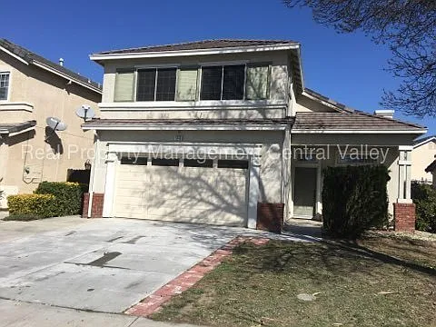 1845 Maplegrove Ln photo 1