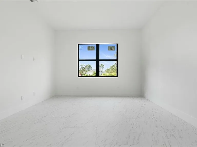 3175 Sunshine Blvd — Photo 15