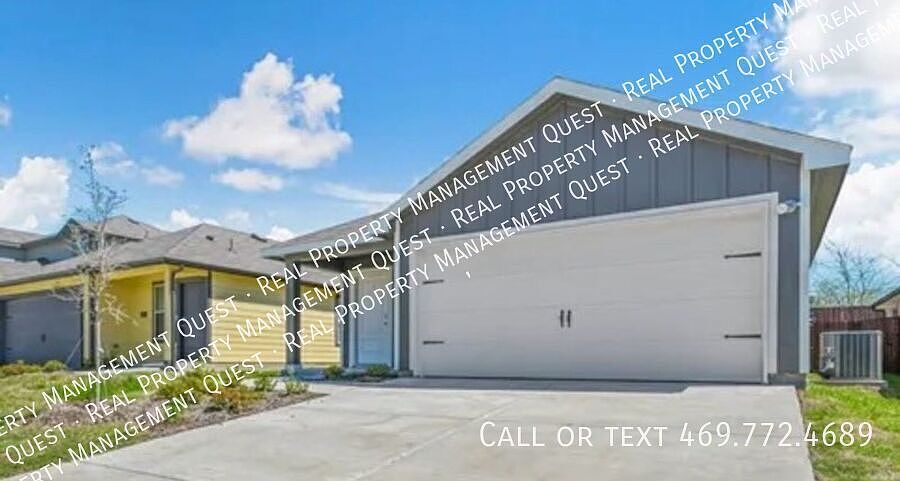 1st image of 403 Vitex Dr