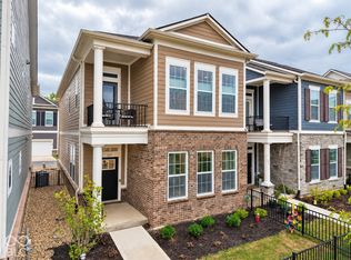525 Gilder Dr, Carmel, IN 46032