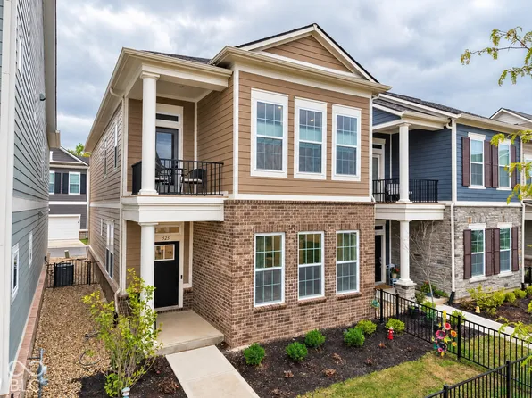 525 Gilder Dr, Carmel, IN 46032