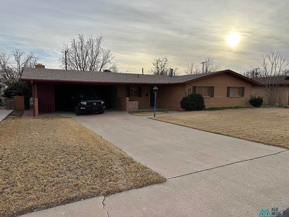 1st image of 627 E Luna Dr