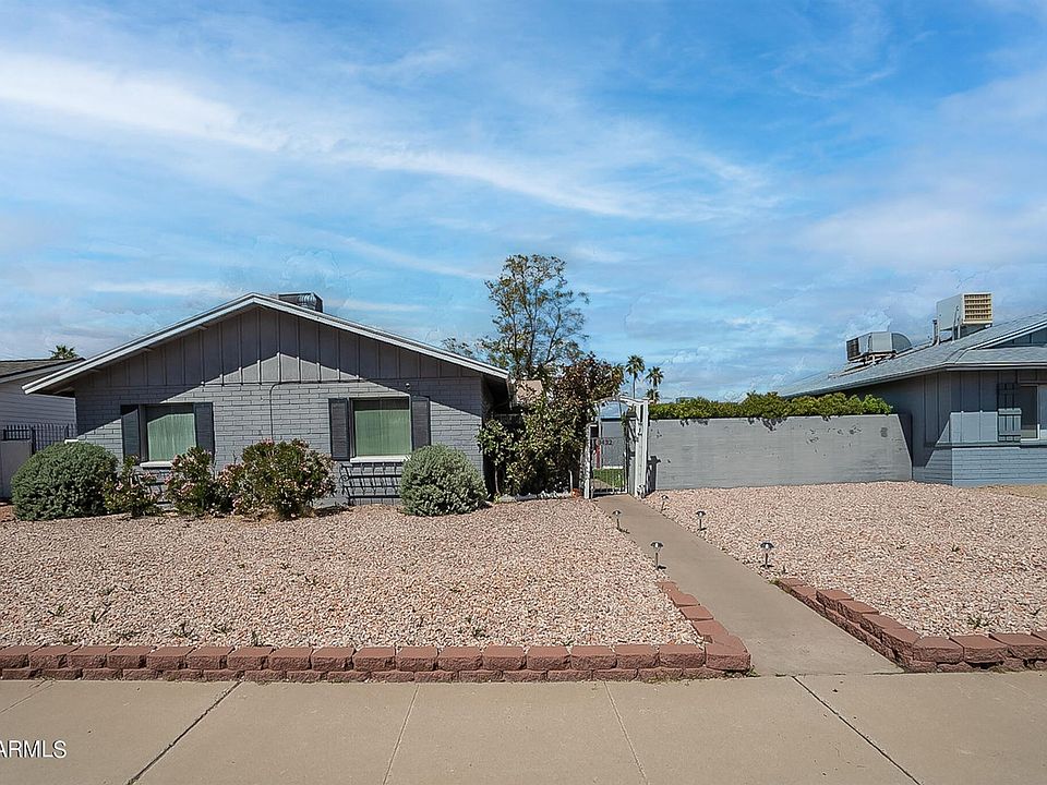 1st image of 3432 W Country Gables Dr
