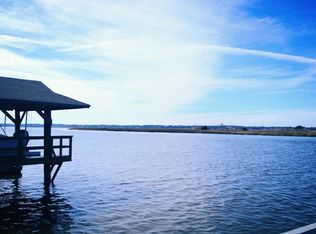 27 Rio Rd, Savannah, GA 31419