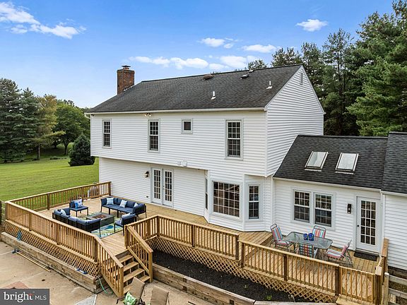 4th image of 4477 Lynn Forest Dr