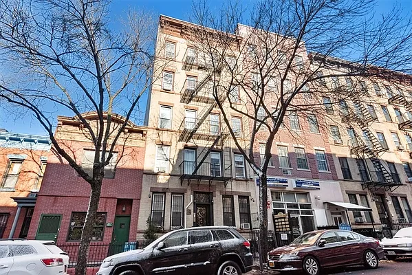 Rented by Compass | media 5