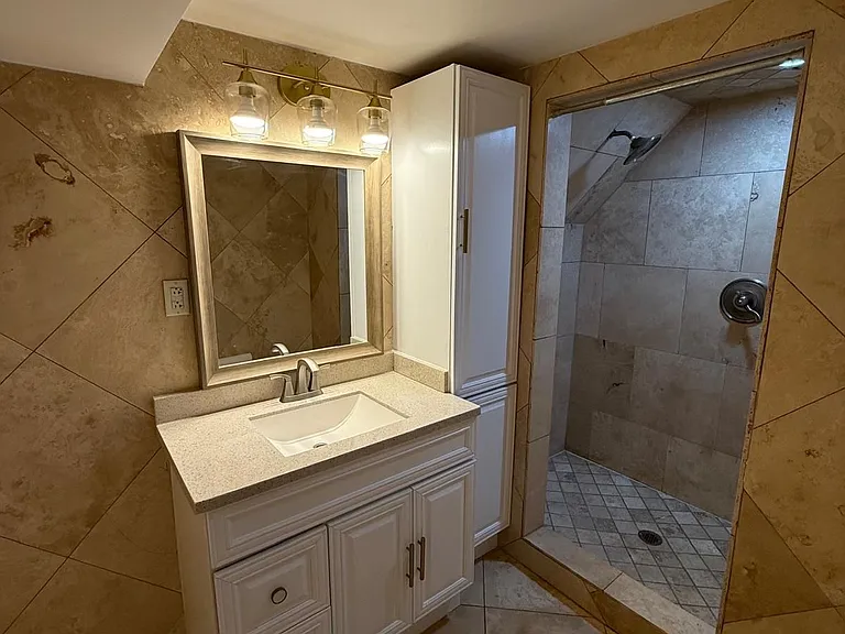 807 Londonderry Dr — Photo 21