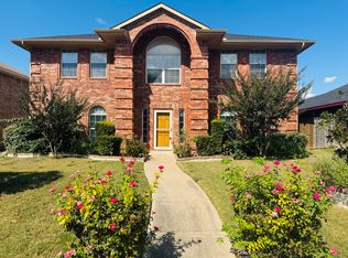 2305 Buckeye Dr, Mesquite, TX 75181