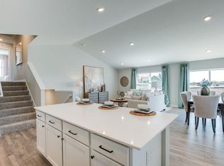 2038 Latour Dr, Shakopee, MN 55379