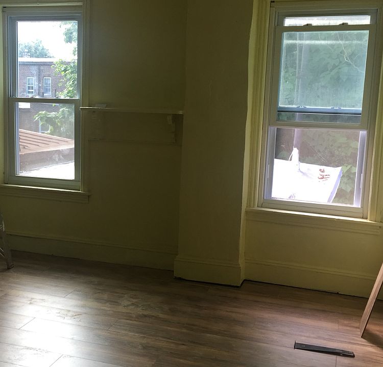 2nd image of 604 Liberty St