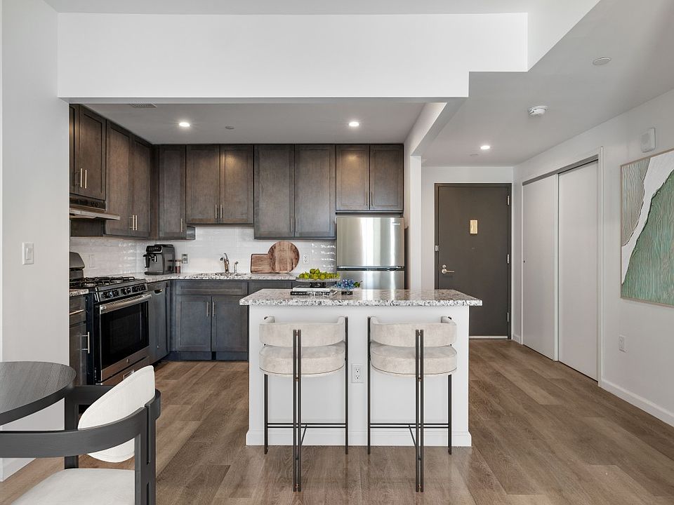 1st image of 230 W 126th St APT 26K