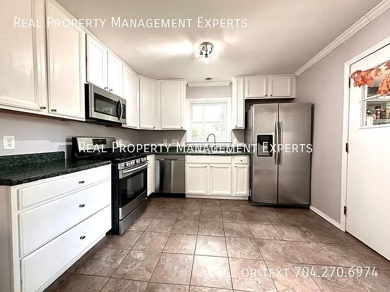 4429 Firwood Ln — Photo 4