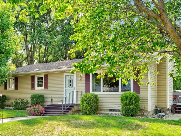 1435 Lucia Ave, Fairmont, MN 56031