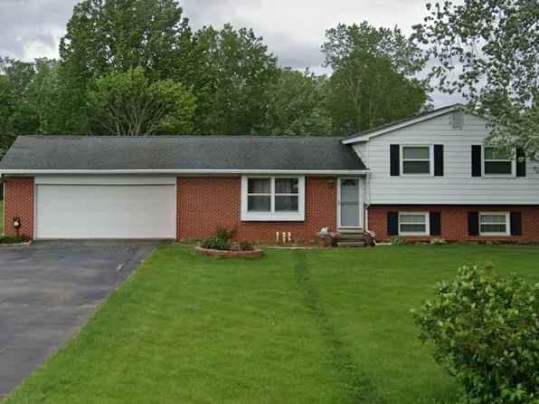 9335 Rawsonville Rd, Belleville, MI 48111