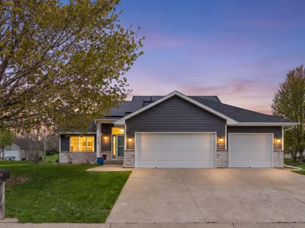1274 Parkside Ln, Waconia, MN 55387