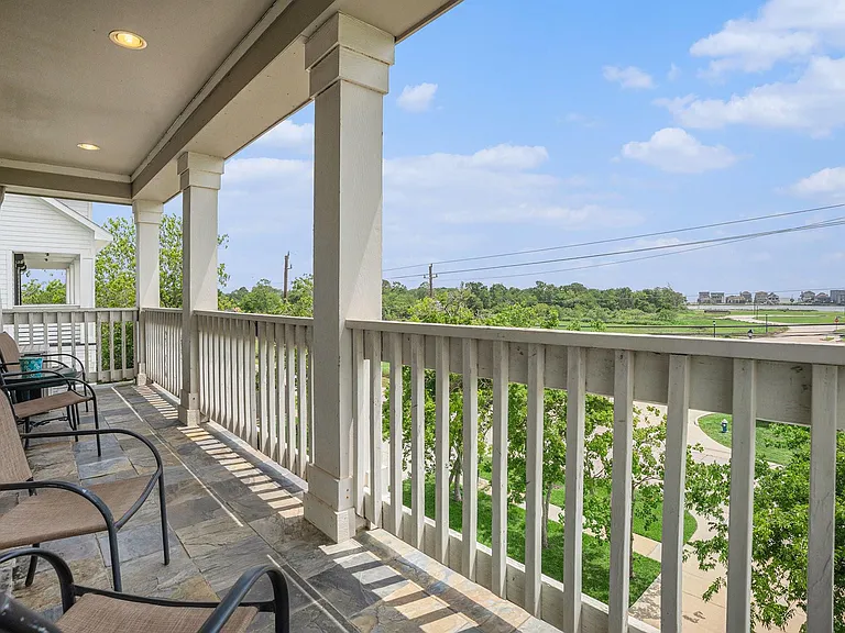 1333 N Meyer Ave — Photo 34
