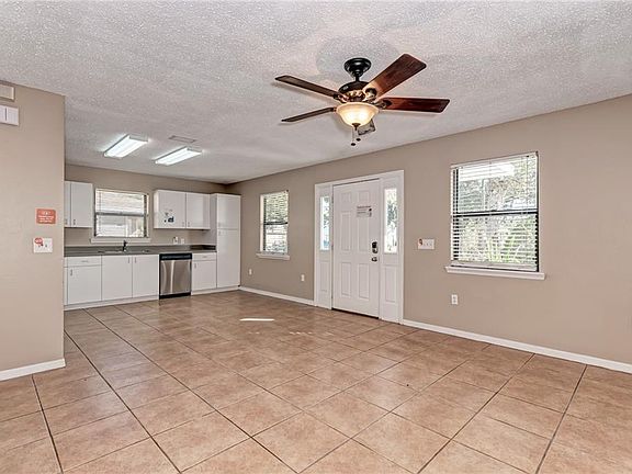 4th image of 3516 22nd St E