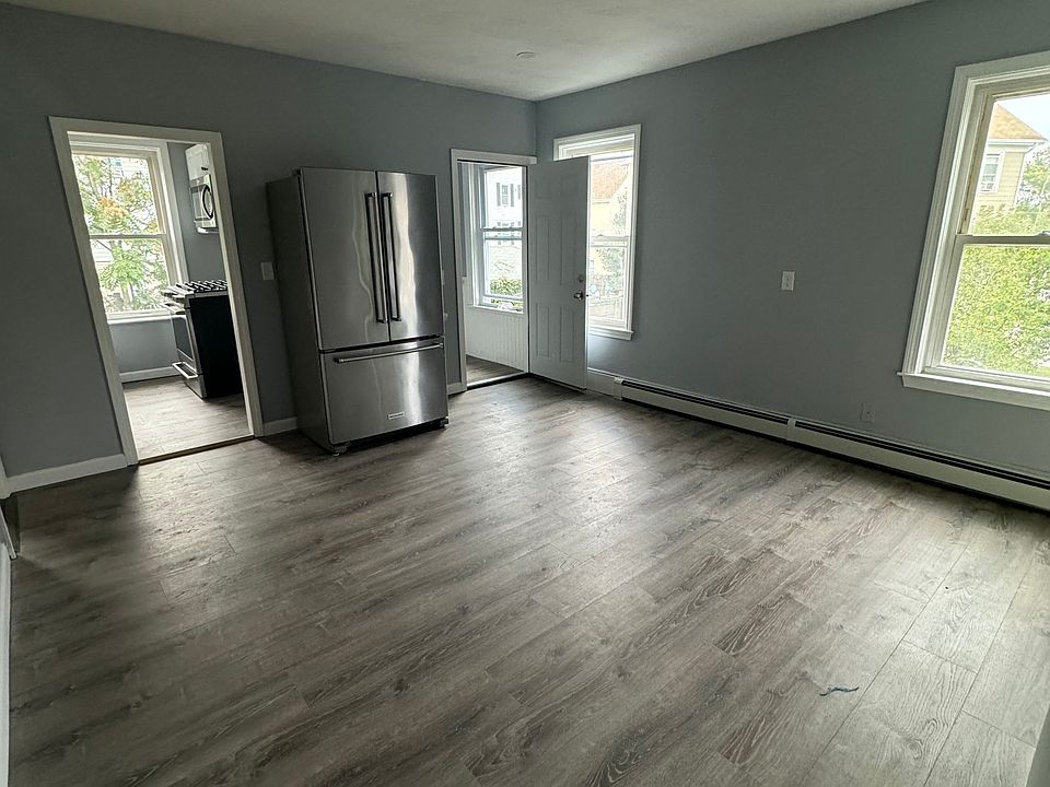 1st image of 134 Englewood Ave Floor 2