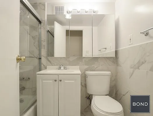 Rented by Bond New York | media 21