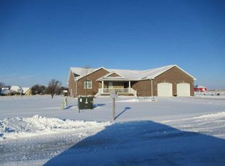 1215 Squires Ave, Victoria, KS 67671