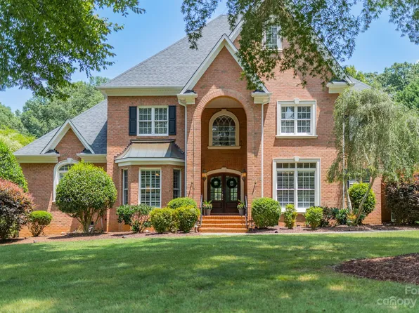 9014 Man Of War Dr, Waxhaw, NC 28173