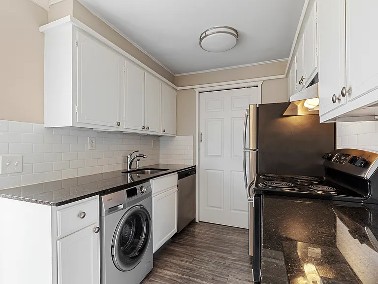 3816 S Cincinnati Ave — Photo 3