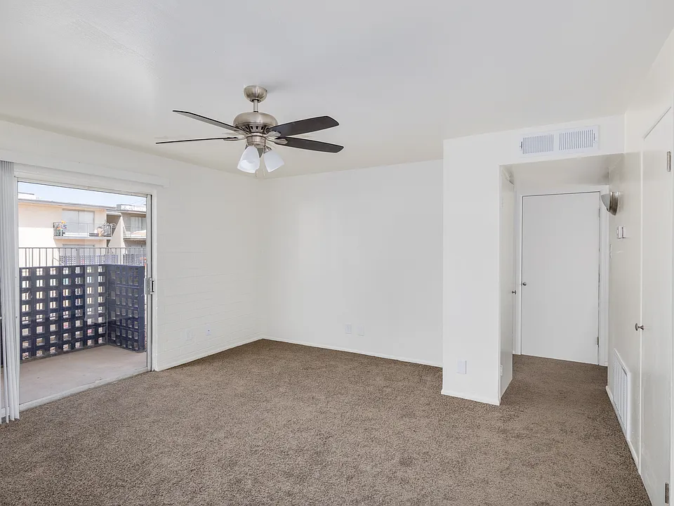 357 E Roeser Rd #28