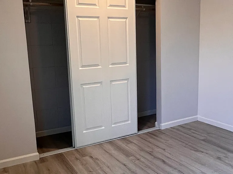 Large closet on both bedrooms